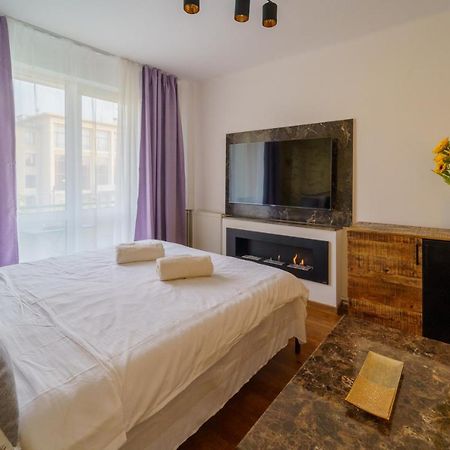 Main Square 5 Star Luxury Apartment With View Kaloşvar Dış mekan fotoğraf