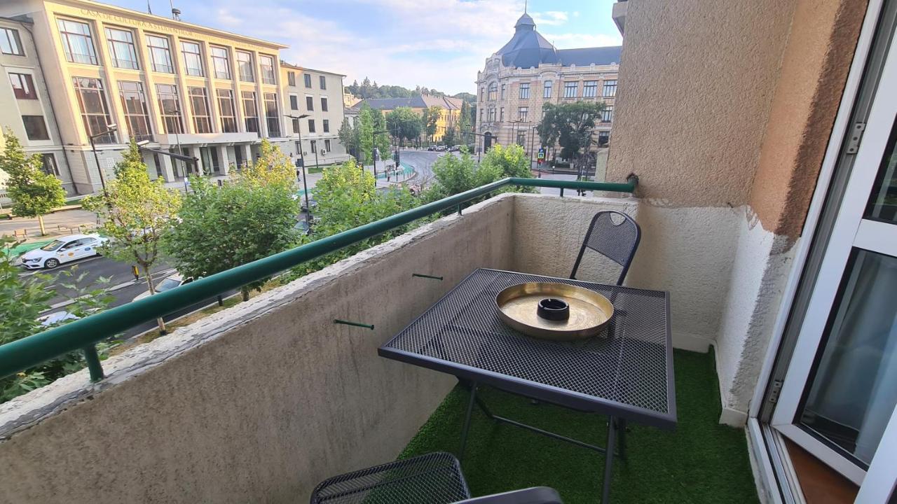 Main Square 5 Star Luxury Apartment With View Kaloşvar Dış mekan fotoğraf