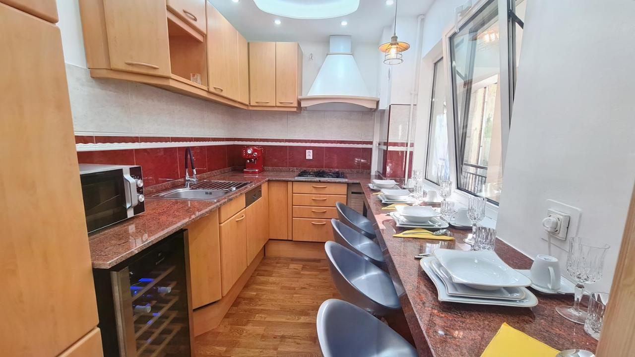 Main Square 5 Star Luxury Apartment With View Kaloşvar Dış mekan fotoğraf